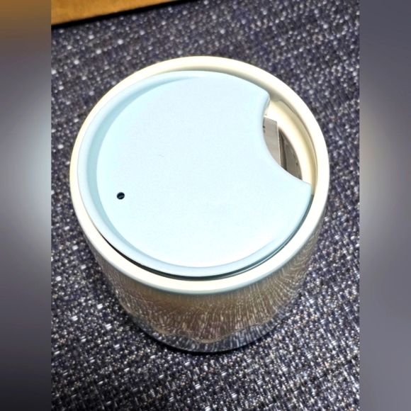 NWT, Starbucks 2023 Holiday Blue Glacier Icicle Drip Ceramic 8 oz Travel Tumbler - Picture 6 of 7